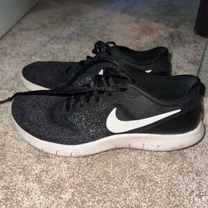 Nike tennis shoes